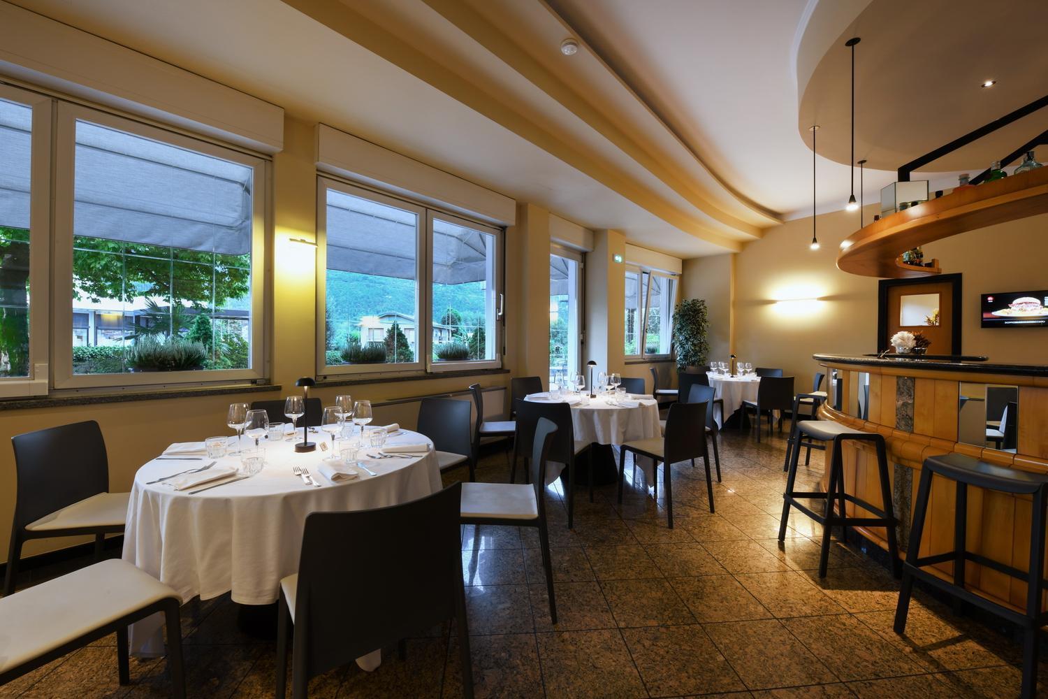 Hotel Internazionale Domodossola Exterior foto